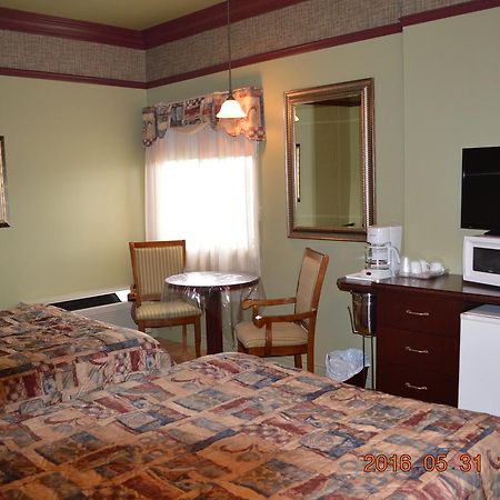 Motel-Auberge Hélene Victoriaville Exterior foto